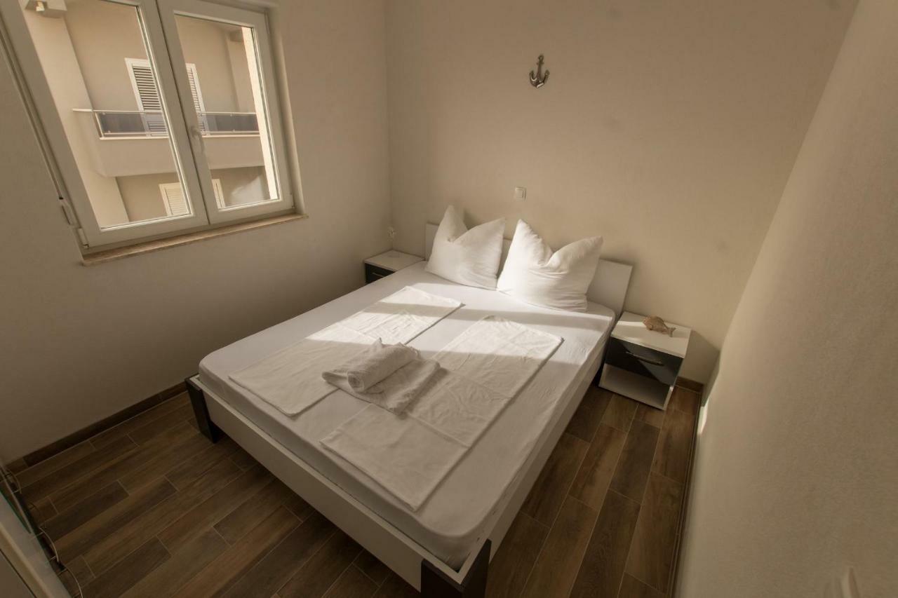 Apartments Matanovi Dvori 马卡尔斯卡 外观 照片